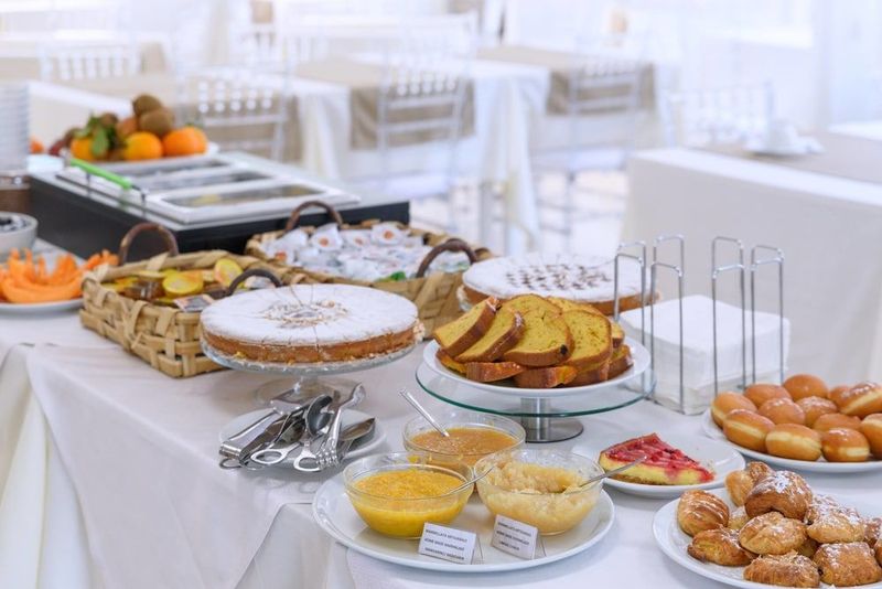 Hotel Amalfi - Image 6