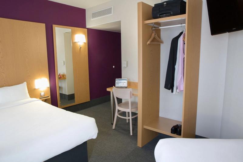 B&B Hotel Marseille Euromed - Image 8