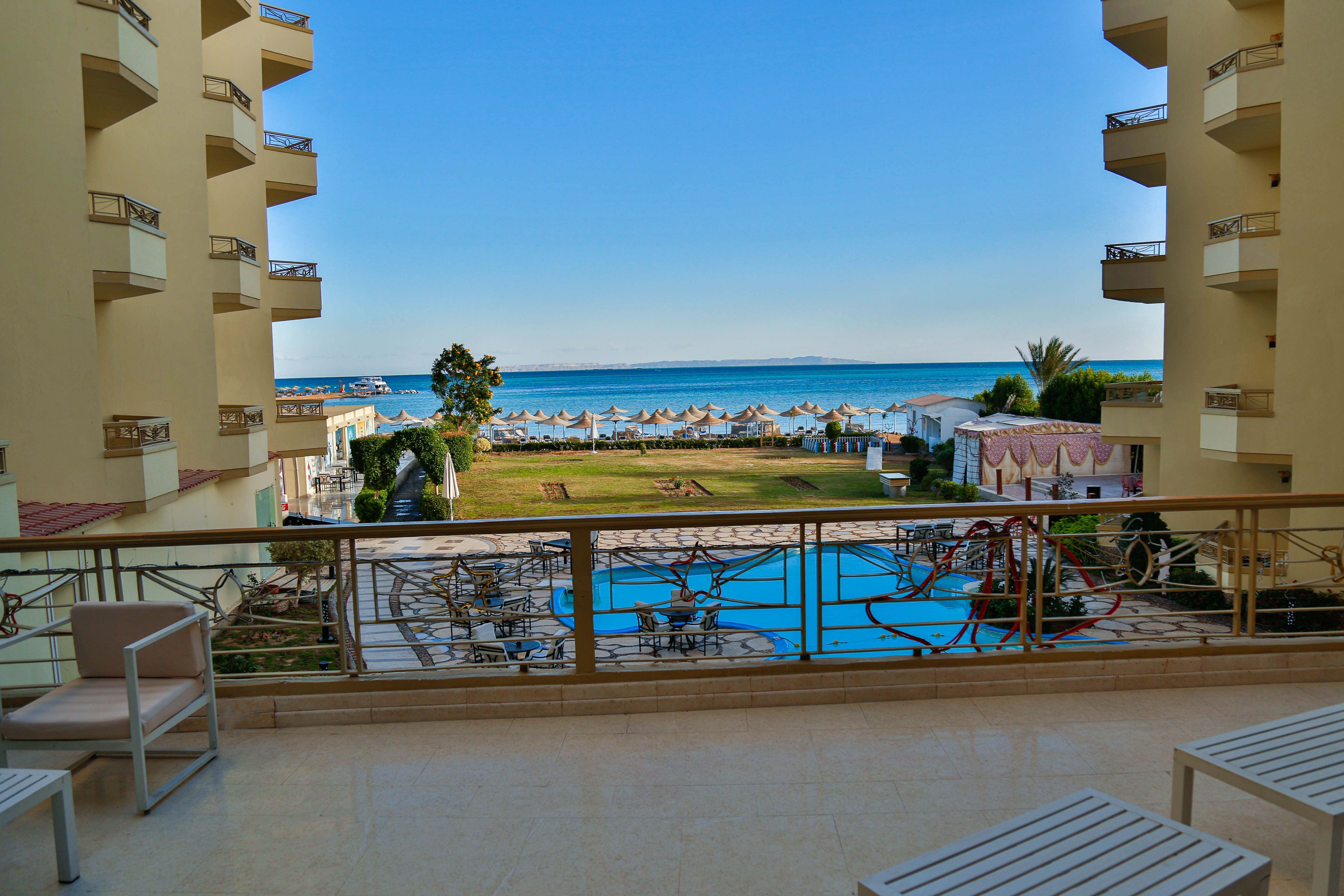 Magic Beach Hotel - Image 9