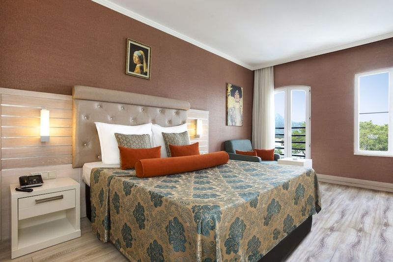 Orange County Kemer - Image 3