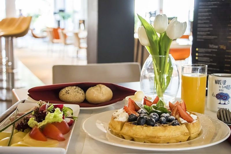 Novotel Warszawa Airport - Image 6