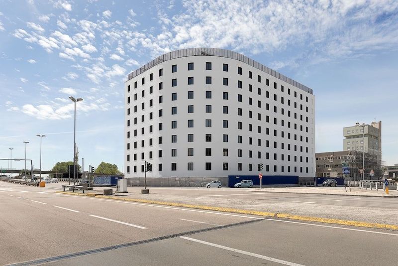 a&o Venezia Mestre - Image 3