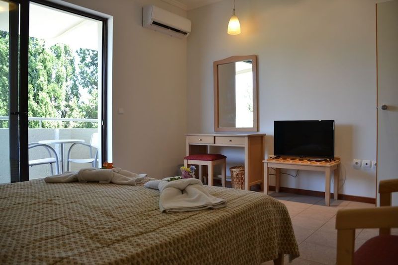 Dassia Holiday Club - Image 5