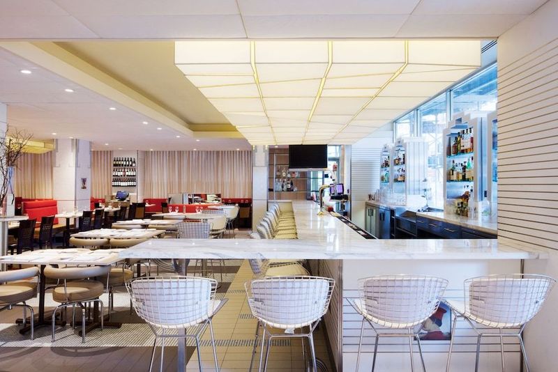 The New Yorker, A Wyndham Hotel - Image 4