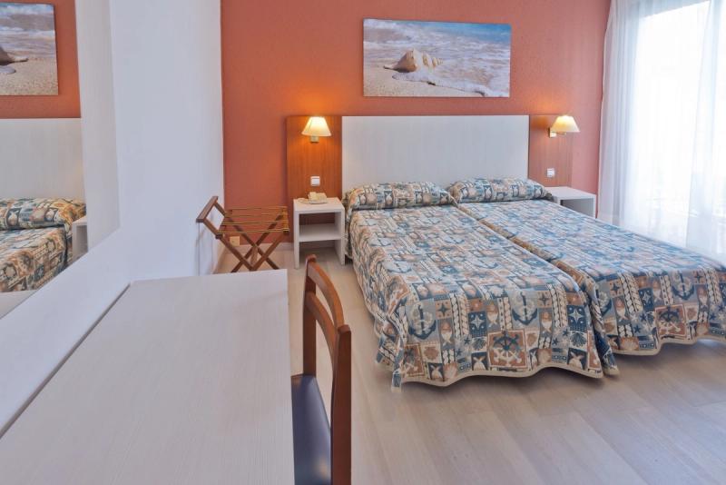 GHT Balmes Hotel, Aparthotel & Splash - Image 10