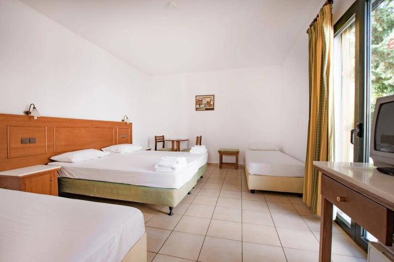 Anastasia Hotel - Image 8