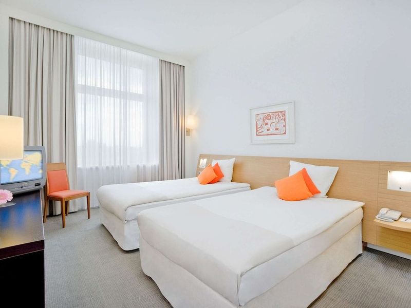 Novotel Vilnius Centre - Image 2