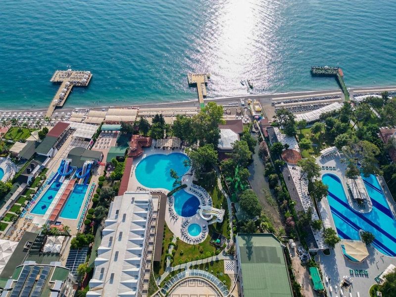Fore Resort & Spa - Image 1
