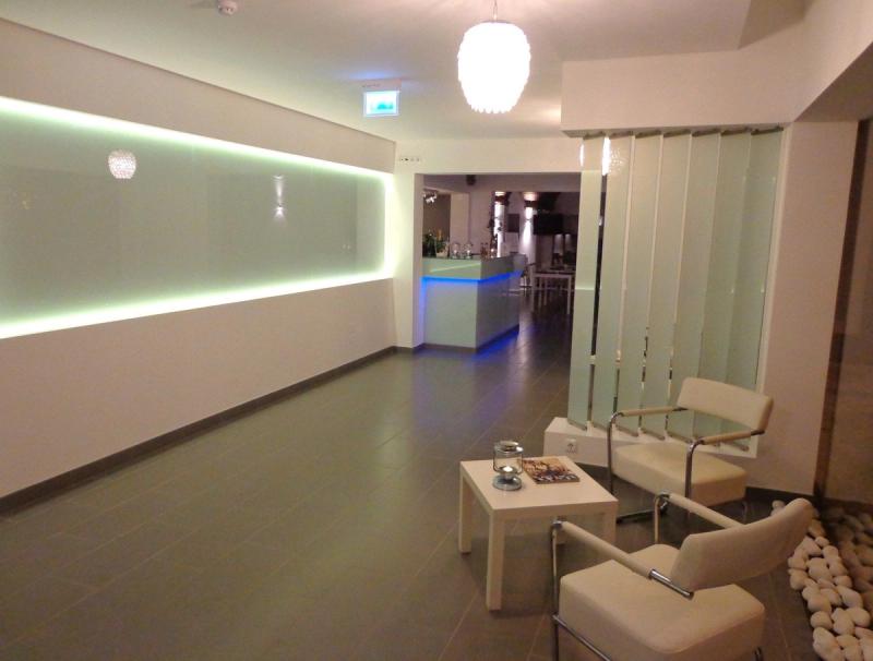 KR Hotel - Image 10
