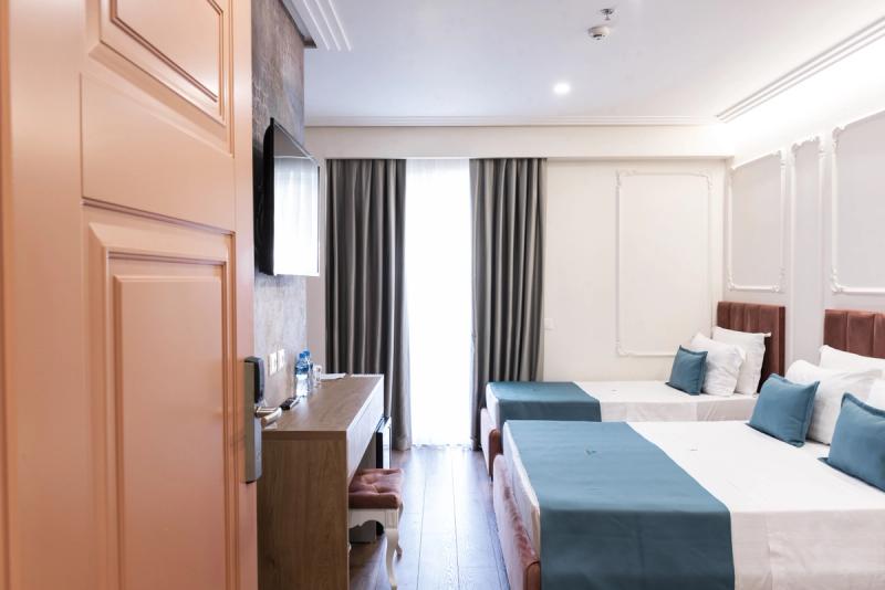 Martiness Hotel - Image 9