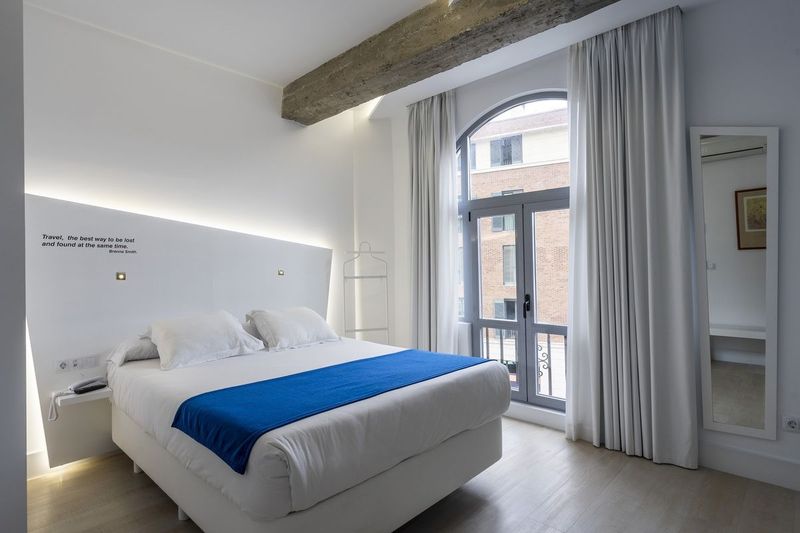 Hotel Atarazanas - Image 3