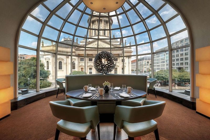 Hilton Berlin - Image 2