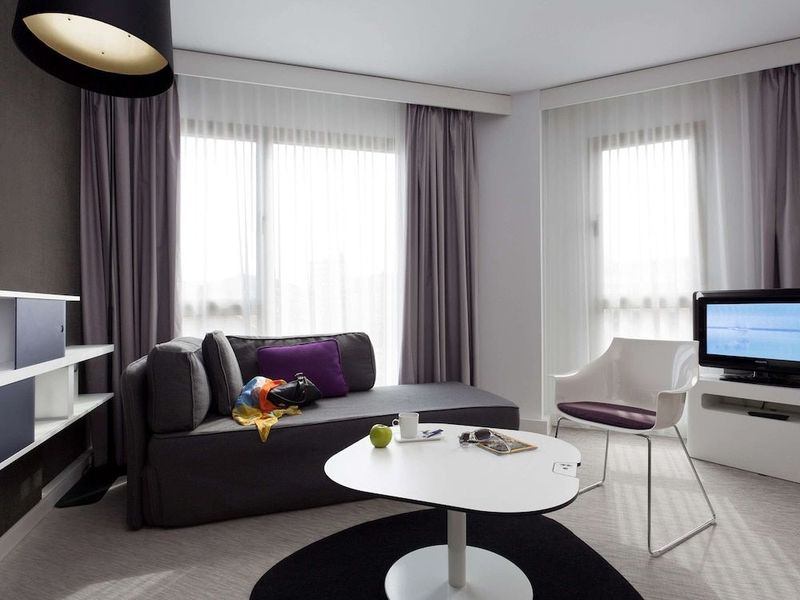 Suite Novotel Malaga Centro - Image 5