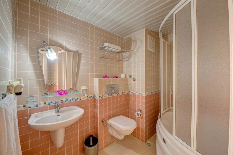 Havana Hotel - Image 7