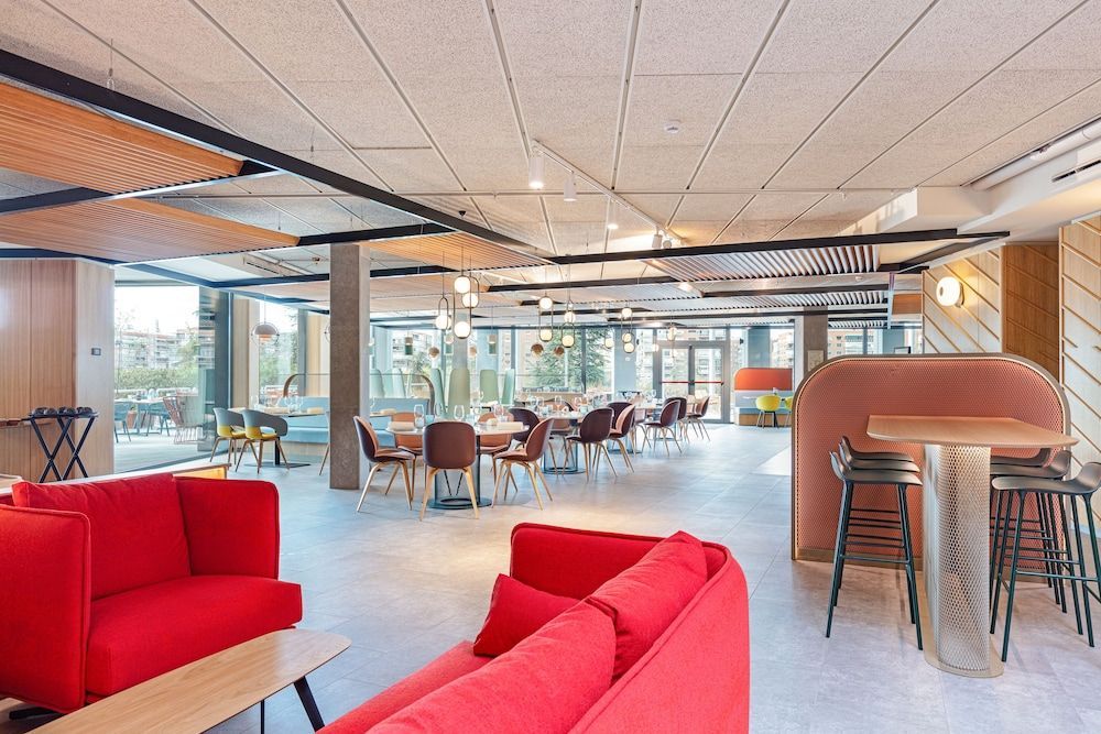 Novotel Madrid City Las Ventas - Image 9