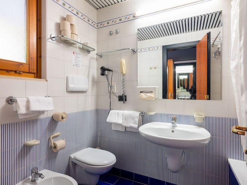 Hotel San Pietro - Image 8