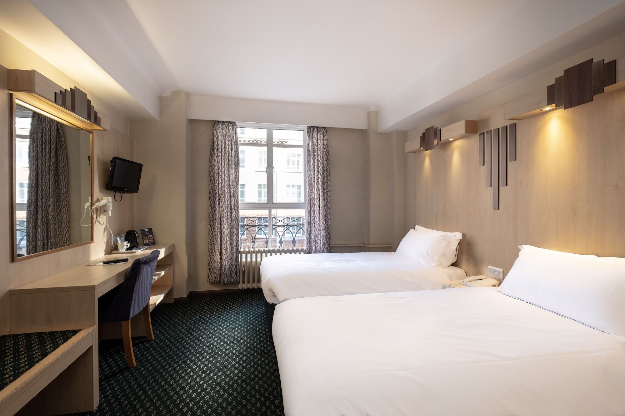 Tavistock Hotel - Image 3