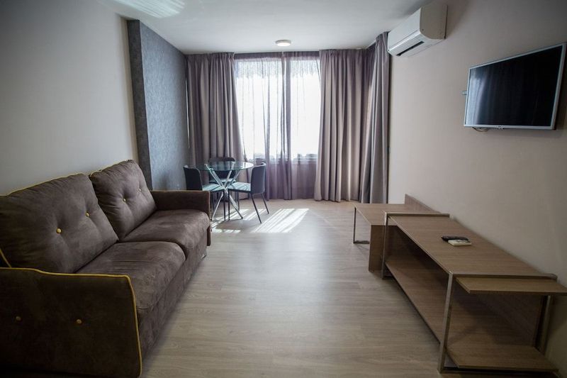 Marbella Inn - Image 7