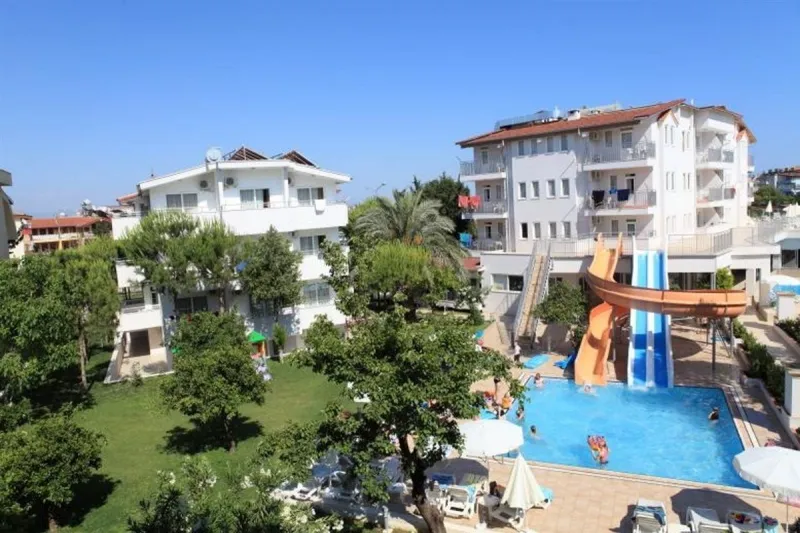 Cats Garden Hotel