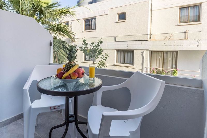 Paul-Marie Hotel Apartments - Image 2
