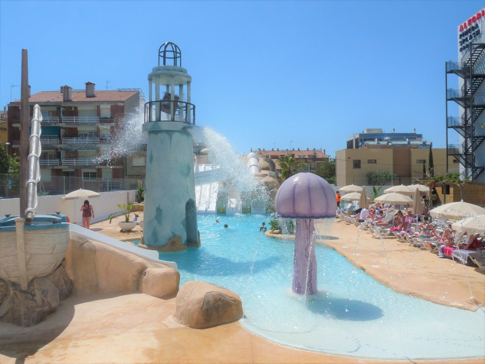 FERGUS Club Pineda Splash - Image 5