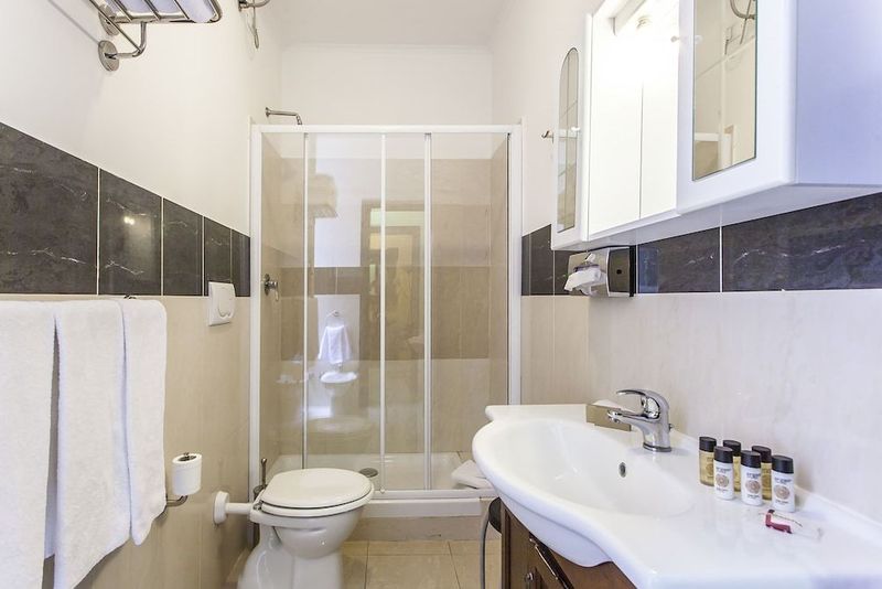 Hotel Regina Giovanna - Image 10