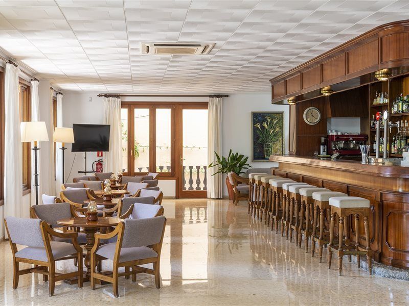 Hotel Gaya - Image 6