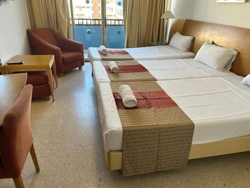 St. George's Park Hotel - Image 8
