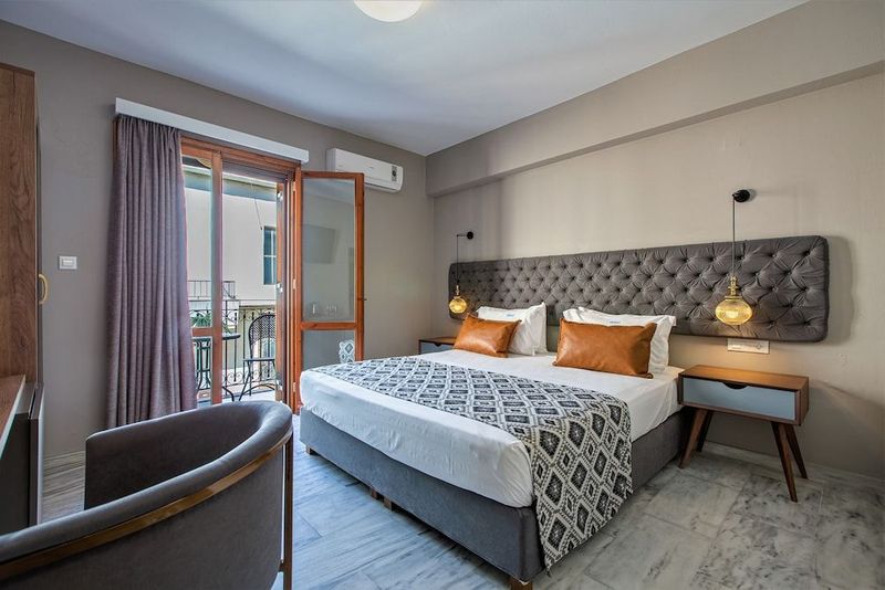 Minaret Suites & Apartments - Image 3