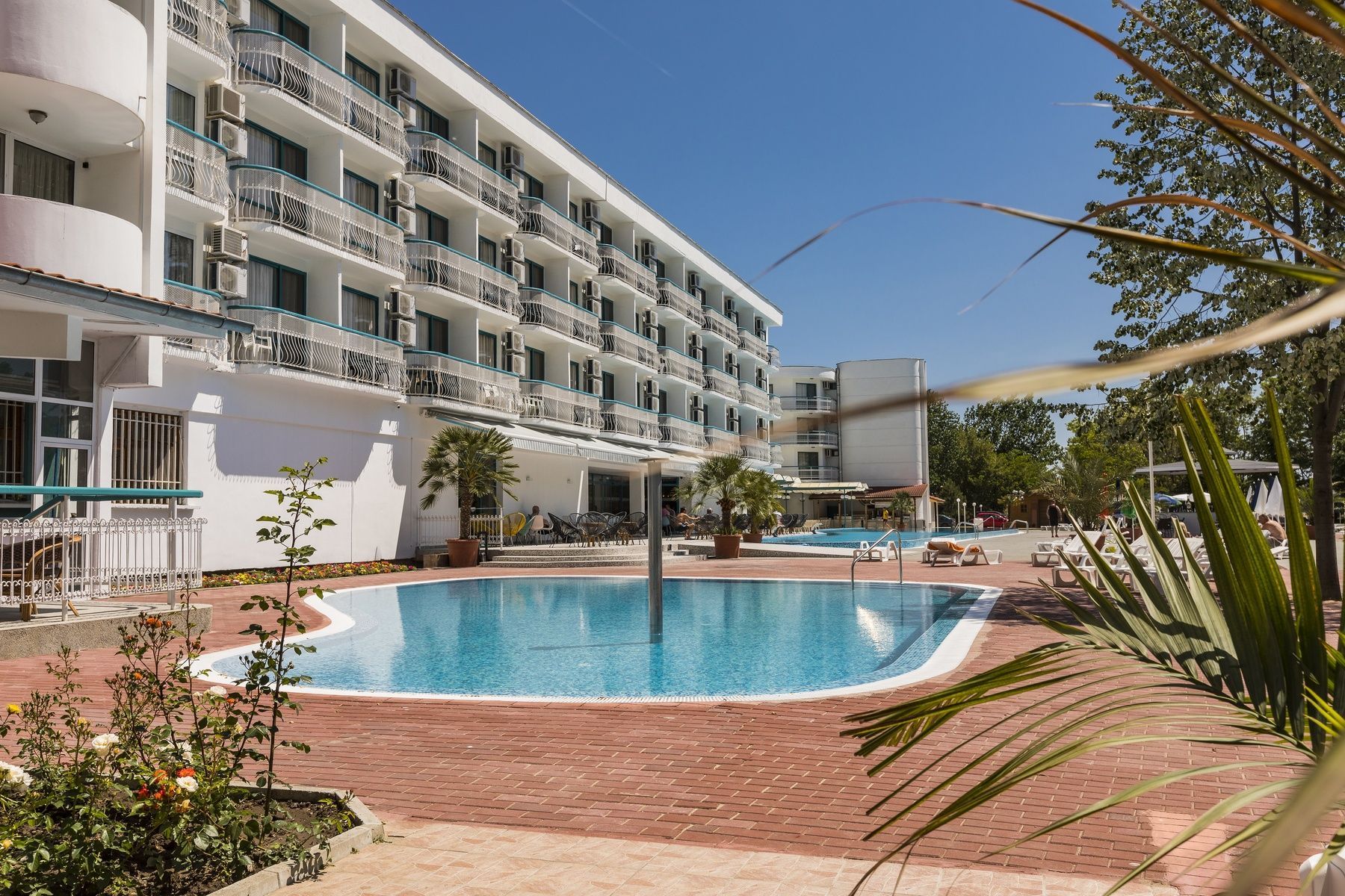 Zefir Hotel - Image 1