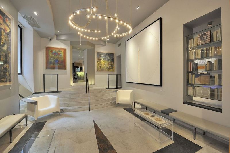 Art Hotel Boston - Image 4