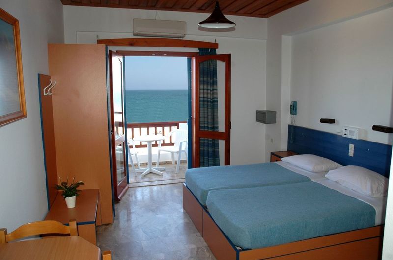 Vlachakis Beach Hotel - Image 8
