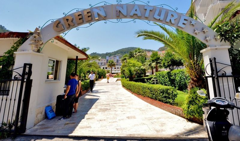 Green Nature Resort & Spa - Image 2
