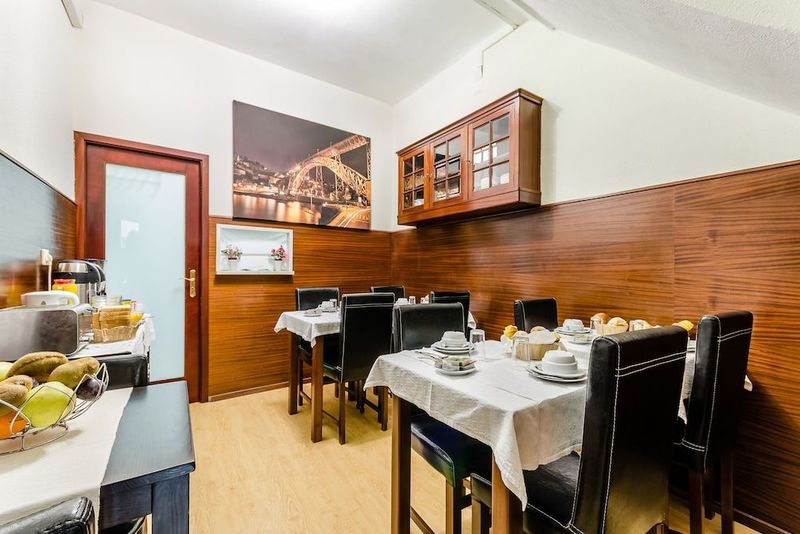 Hotel Santa Clara Porto - Image 3