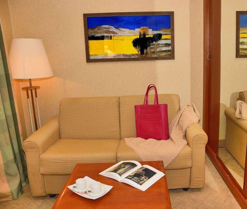 LH Hotel Lloyd Rome - Image 7