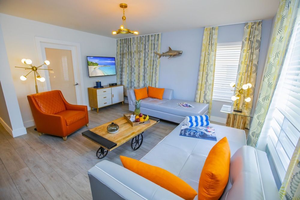 Seaside Hotel - Image 3