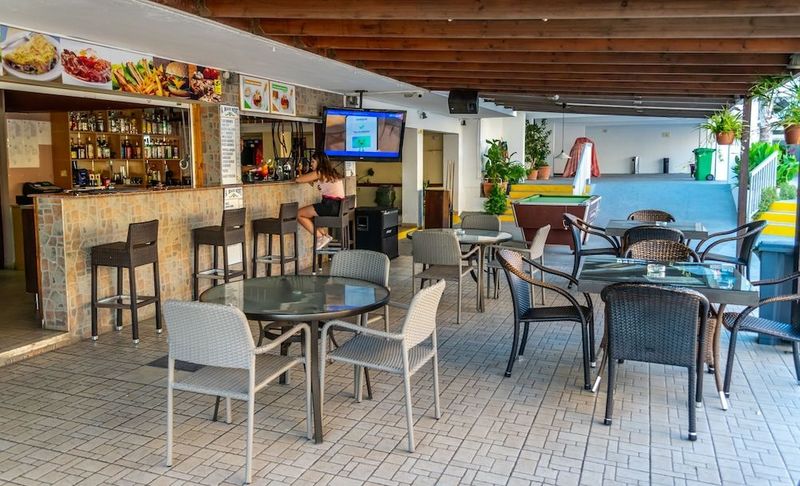 A. Maos Hotel Apartments - Image 4