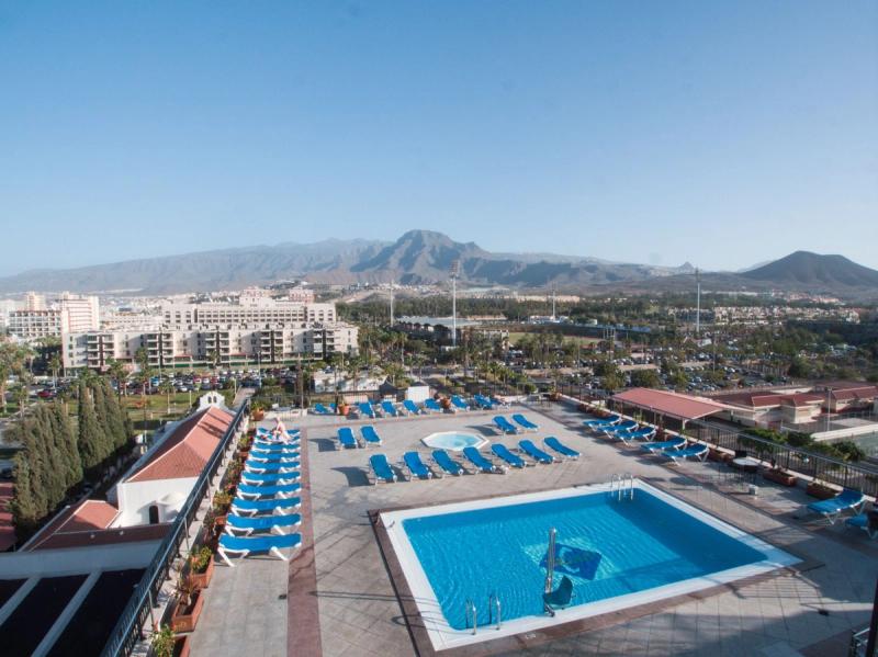 Hotel Zentral Center - Image 1