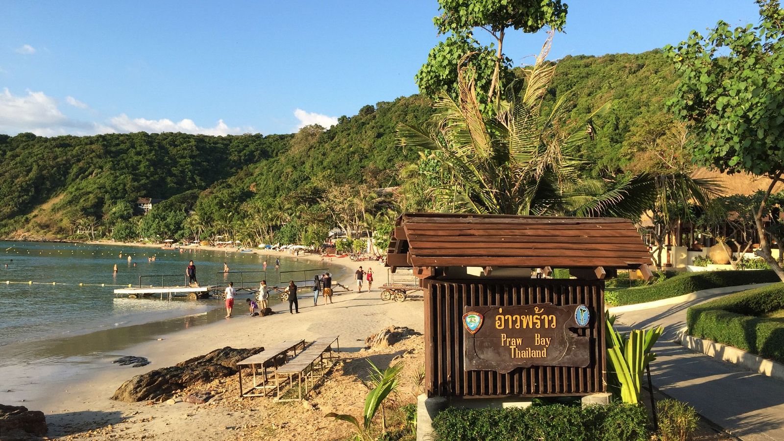 Et rolig strandliv på Ao Prao Beach på Koh Samet i Thailanad