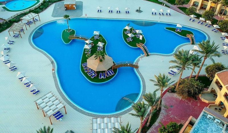 Cleopatra Luxury Resort Makadi Bay - Image 10