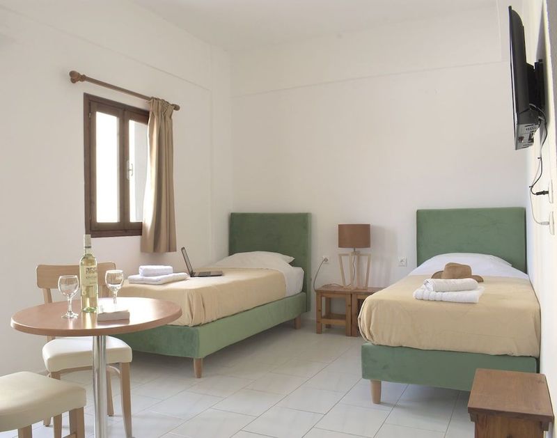 Arhodiko Hotel - Image 4