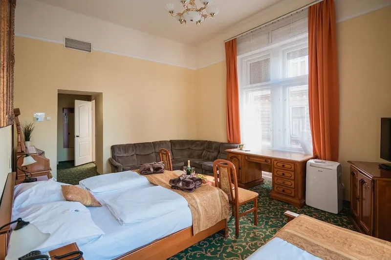 City Hotel Unio