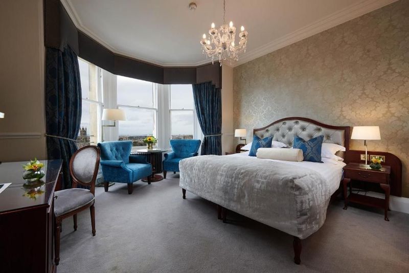Bonham Hotel - Image 7
