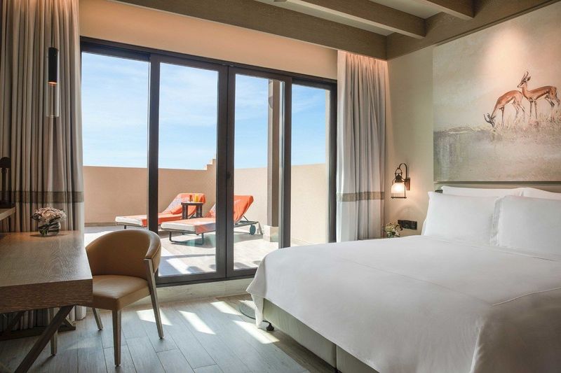 Saadiyat Rotana Resort & Villas - Image 5