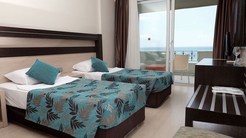 Cimen Hotel - Image 3