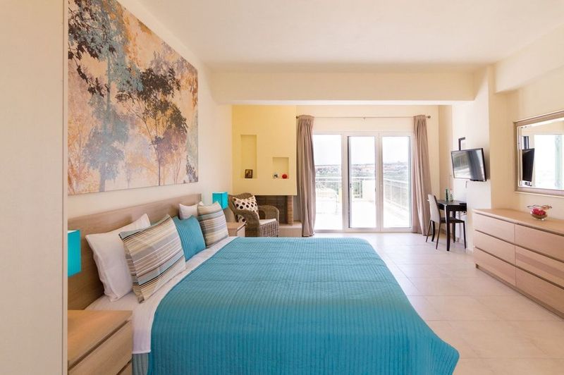 Athena Villas Olive Grove & Estate - Image 2
