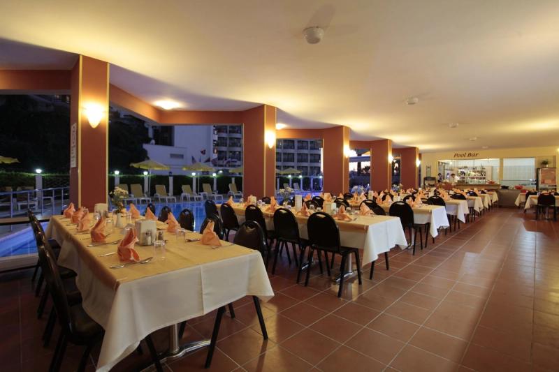 Palm Hotel - Image 3