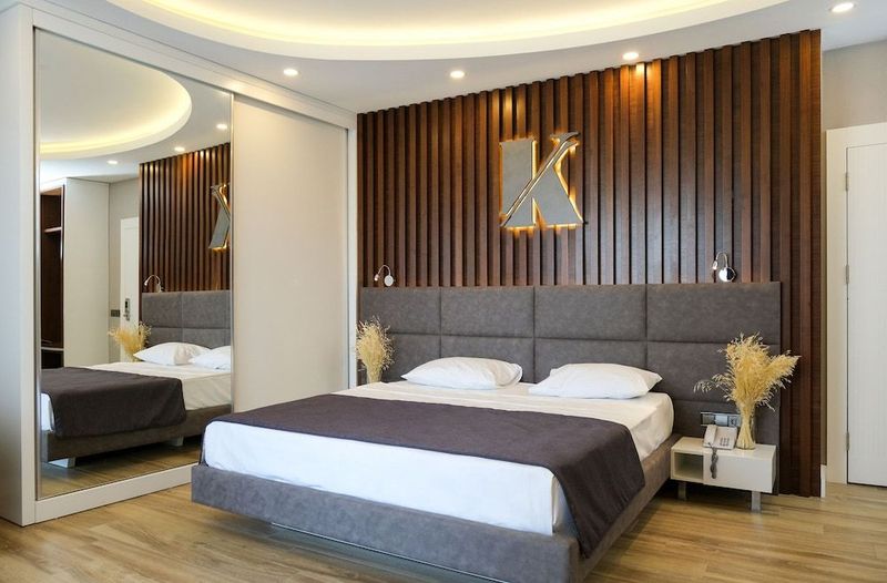 Kaila Beach Hotel - Image 8