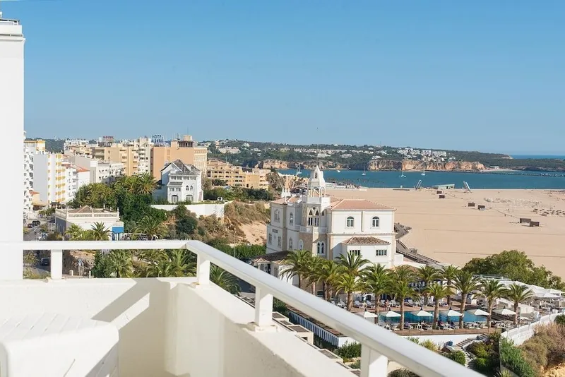 Hotel Avenida Praia