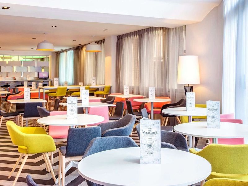 Ibis Styles London Heathrow Airport Hotel - Image 2